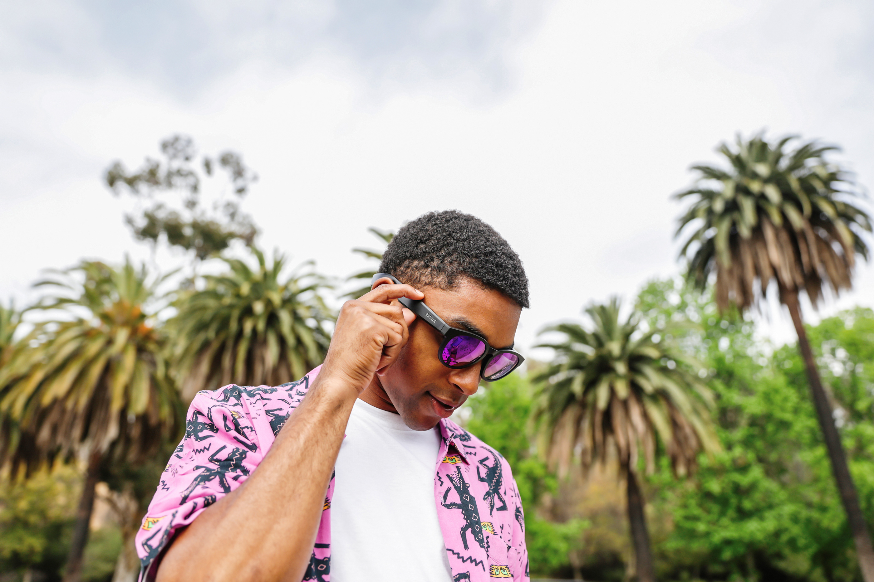 Zunlge V2，Bone conduction，Bluetooth headset，Sunglasses，