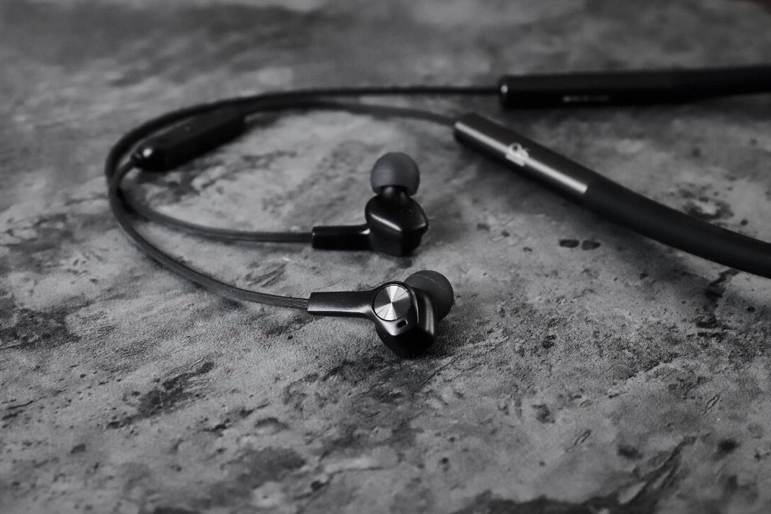 if，Red dot award，product design，industrial design，man-machine，headset，