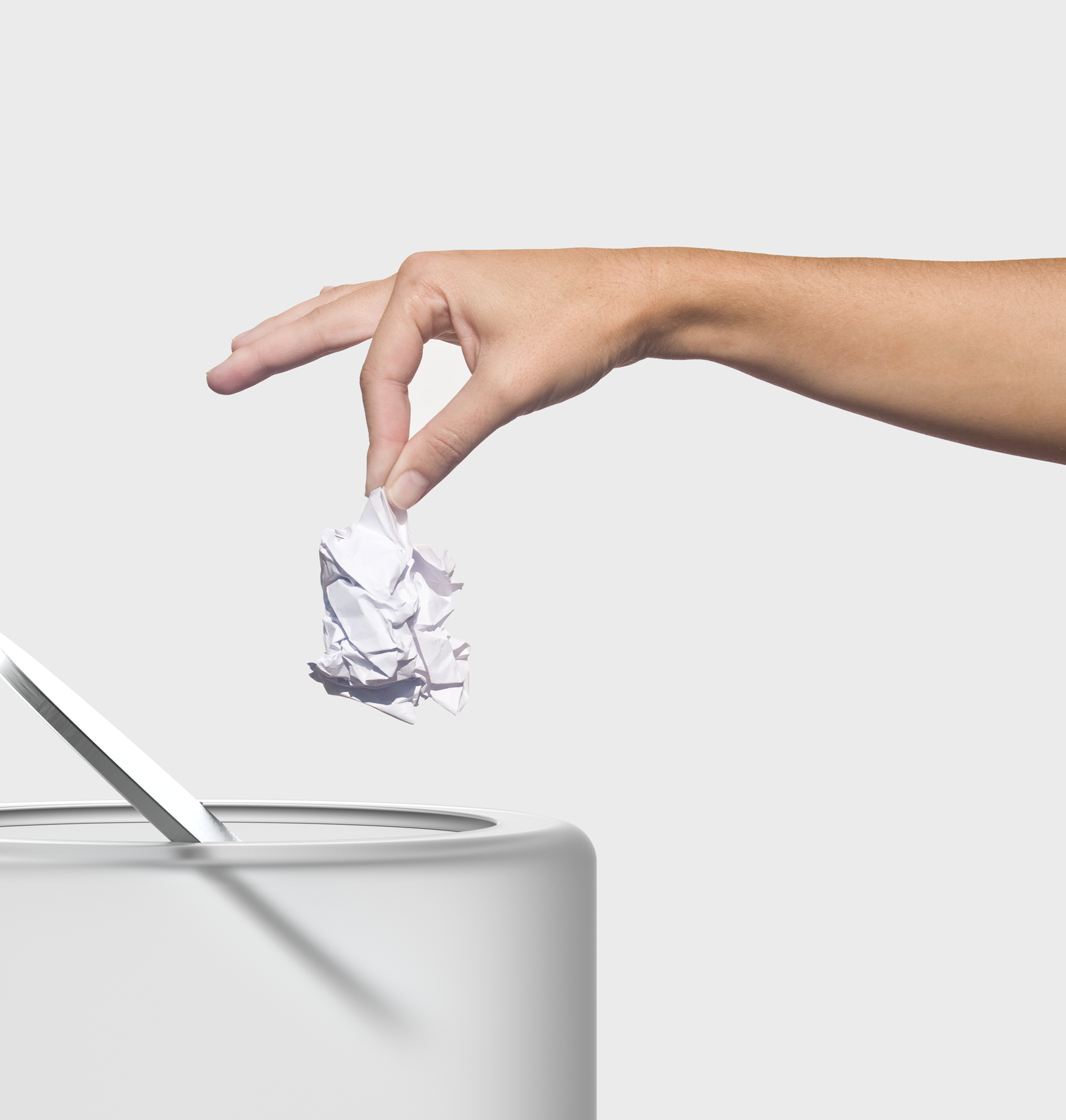 transparent，Plastic，trash can，