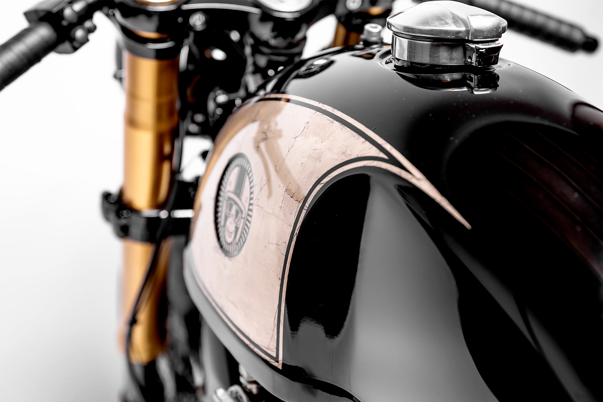 motorcycle，Metal，Automatic design，