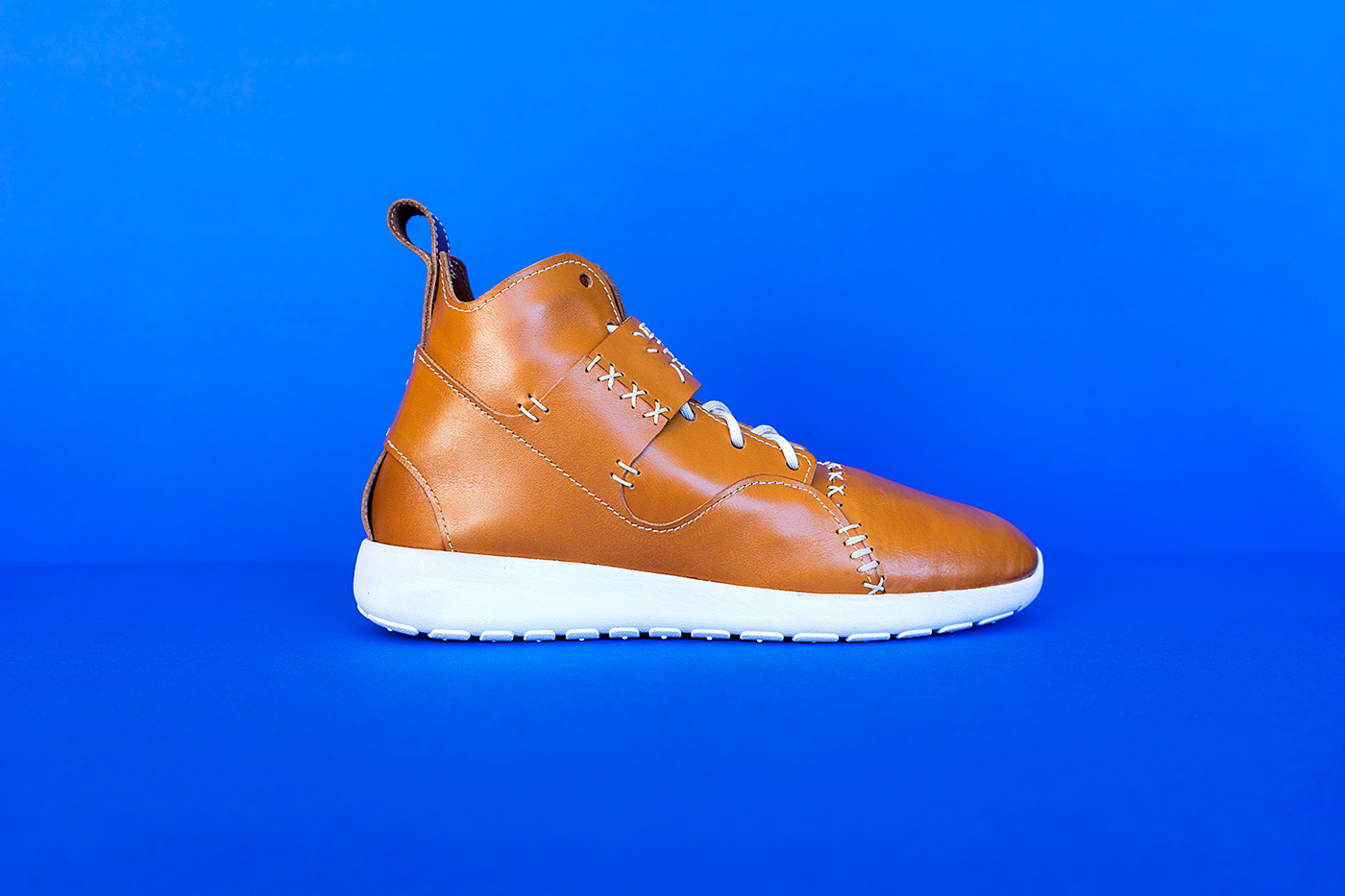 OK，Leatherwear，outdoors，sneakers，Luke Gordon，