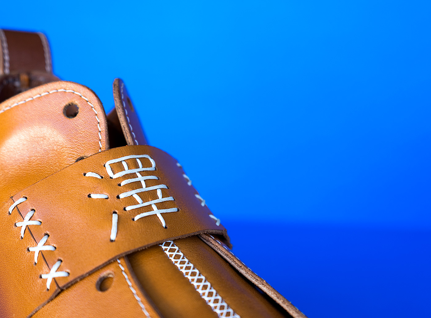 OK，Leatherwear，outdoors，sneakers，Luke Gordon，