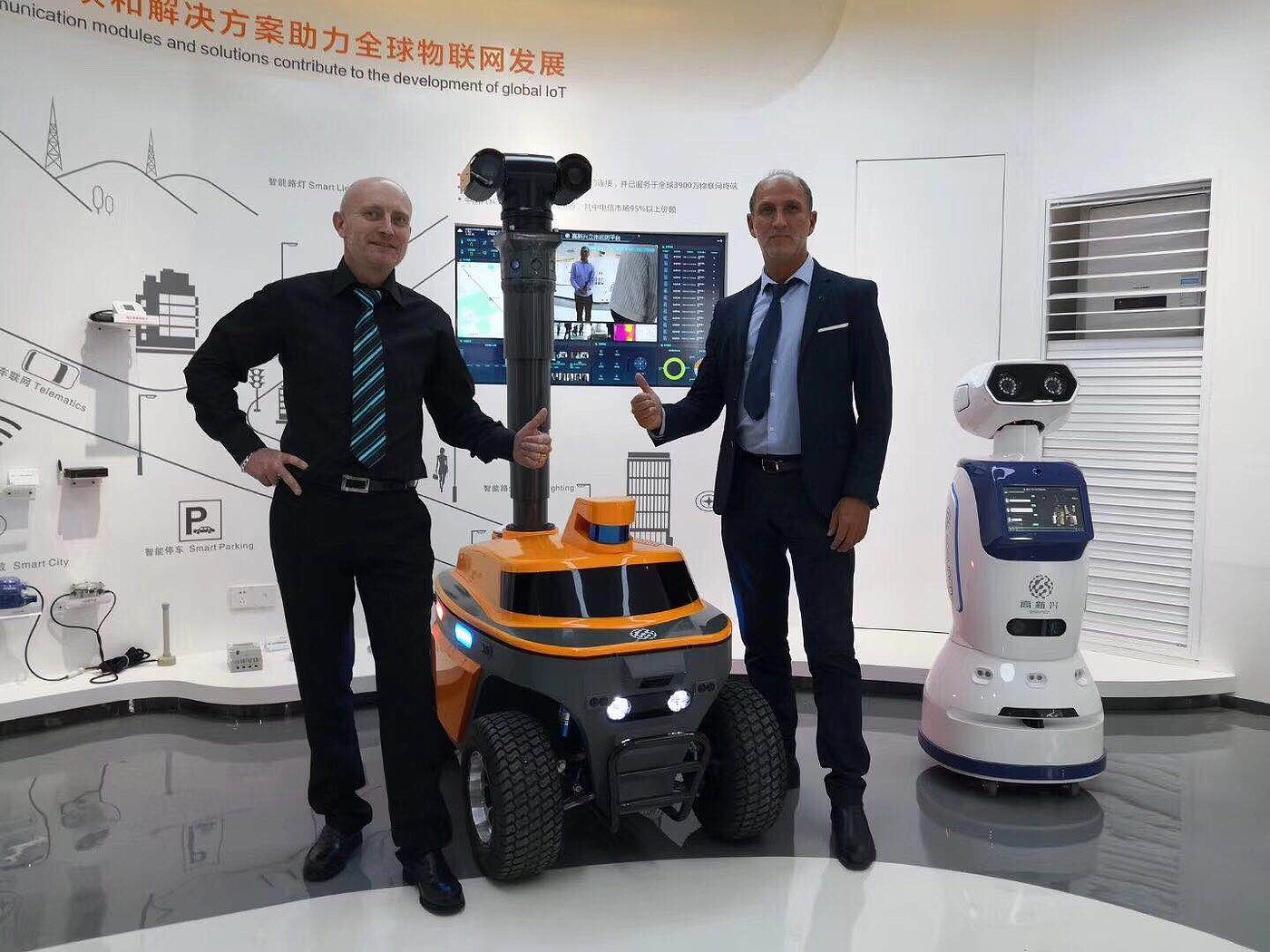 Robot, intelligent equipment，robot，intelligence，patrol，