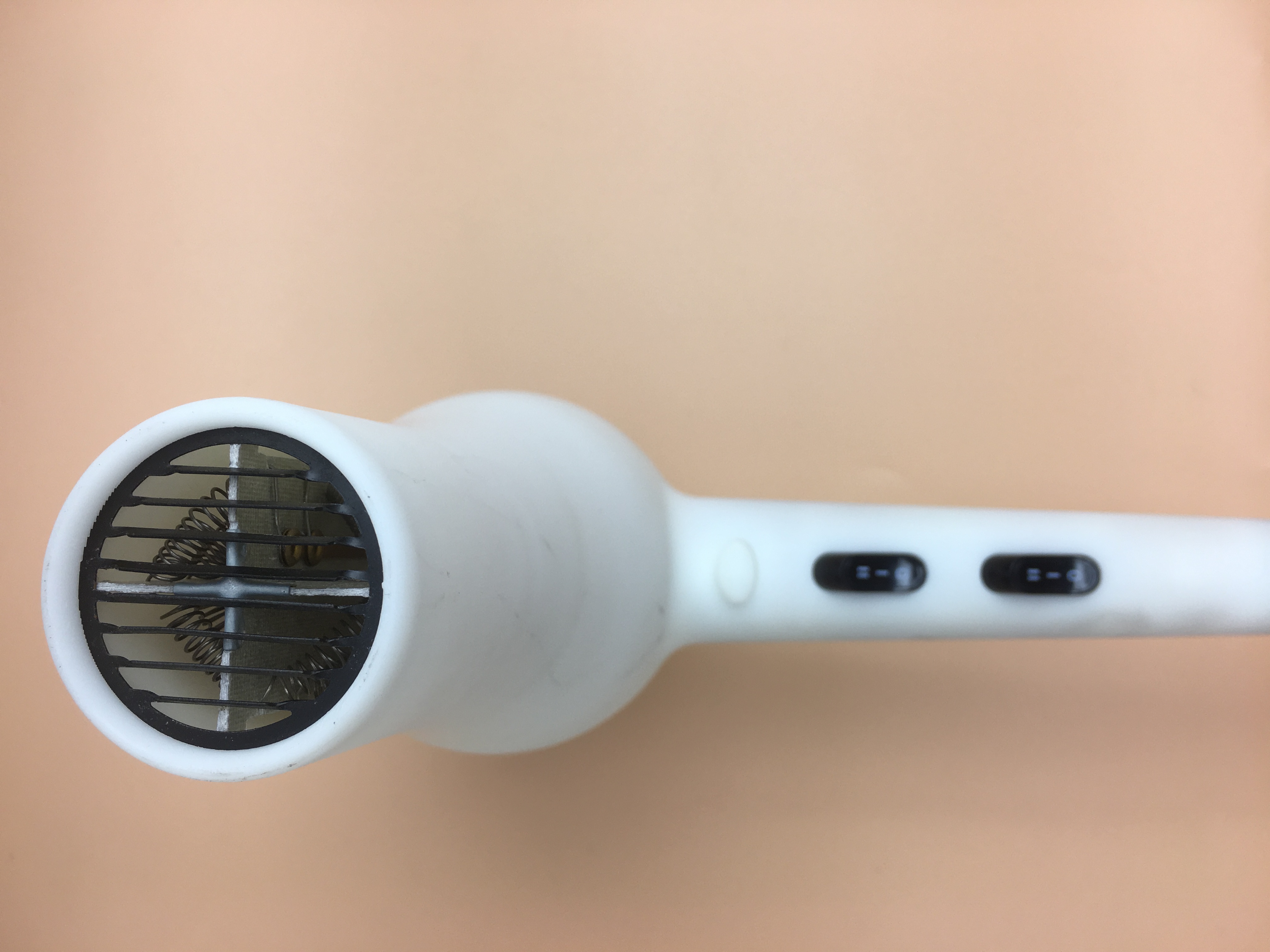 Large air volume，Low noise，low power consumption，