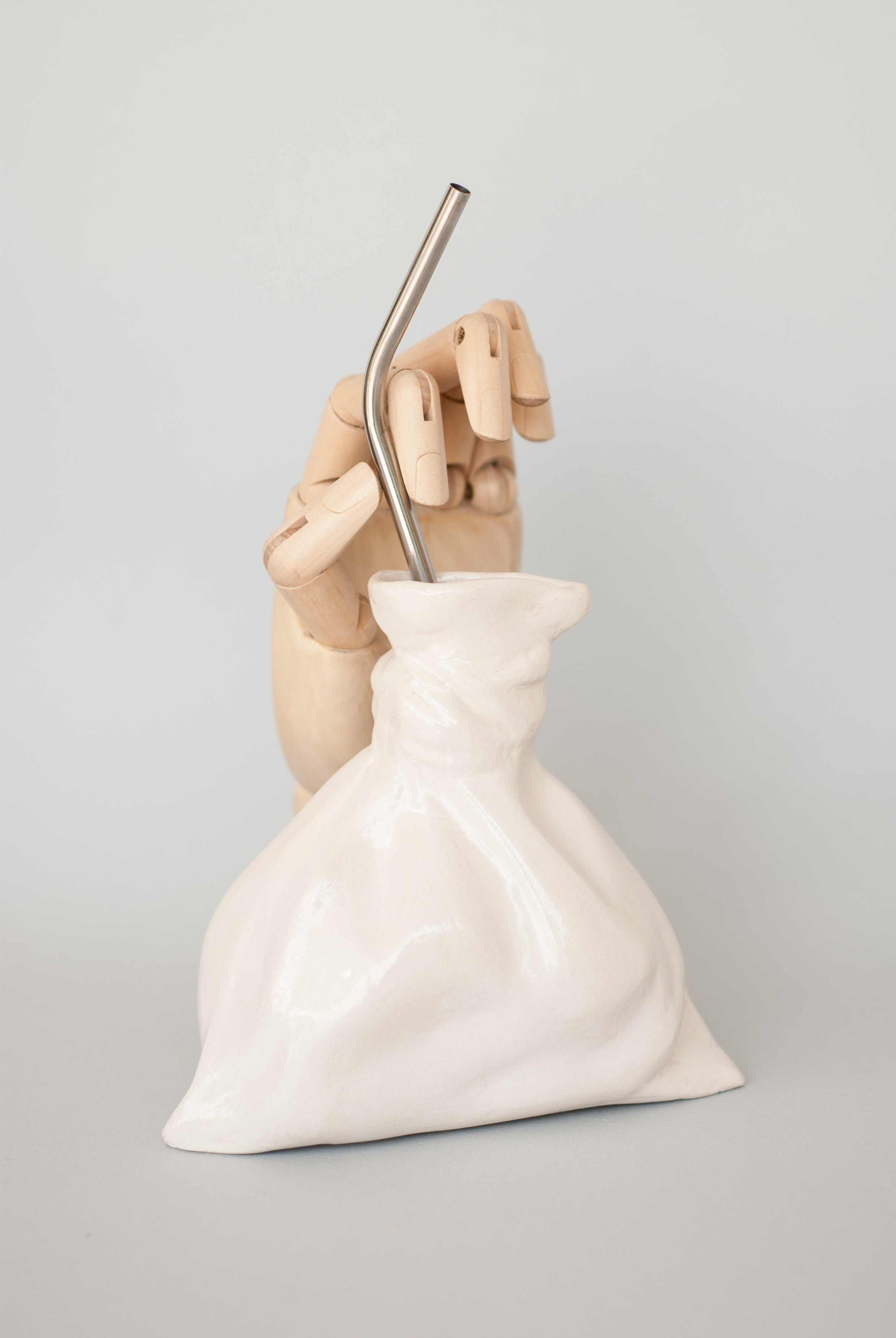 product design，Creative water fittings，Ceramic beverage bag，Czech，