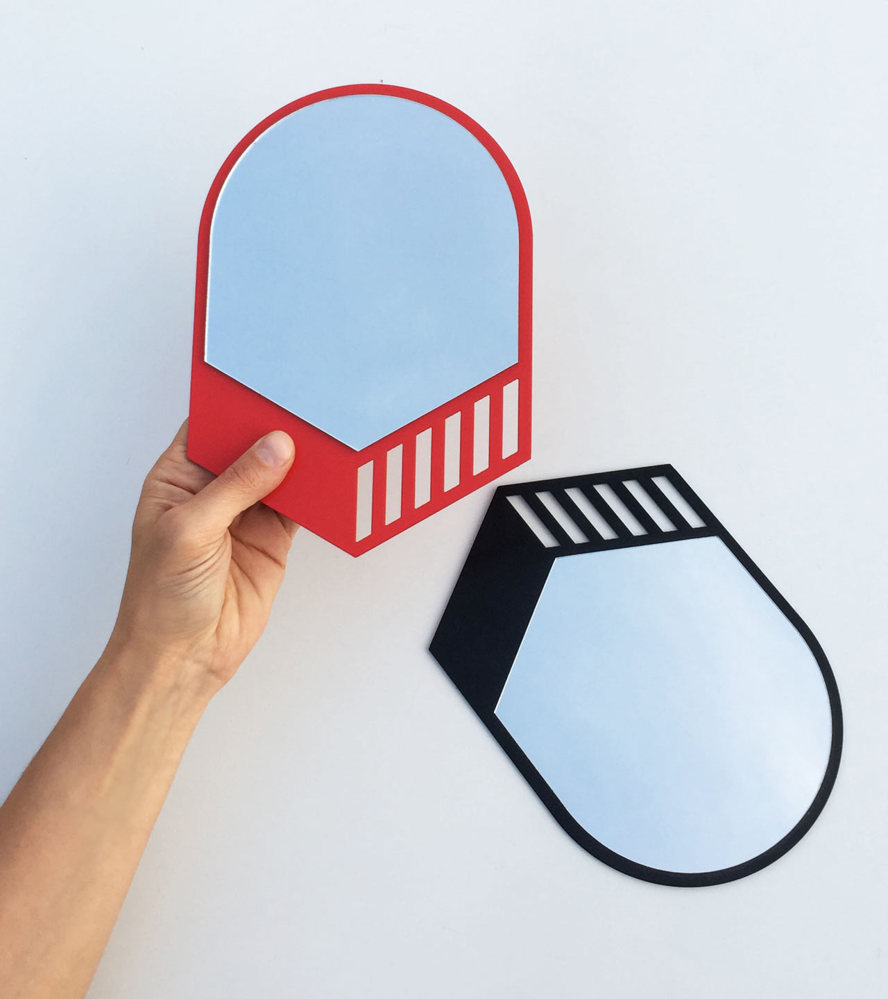 Minimalist，three-dimensional，mirror，