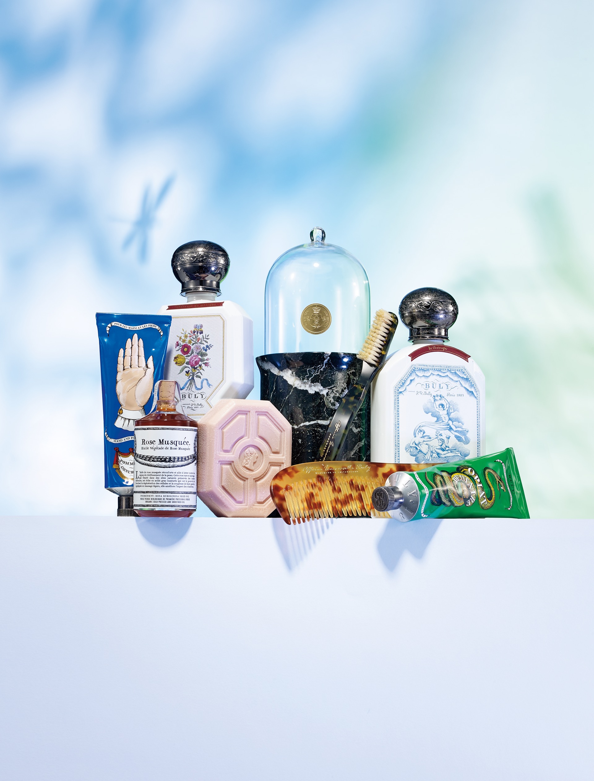 Beauty products，Perfume，fashion，