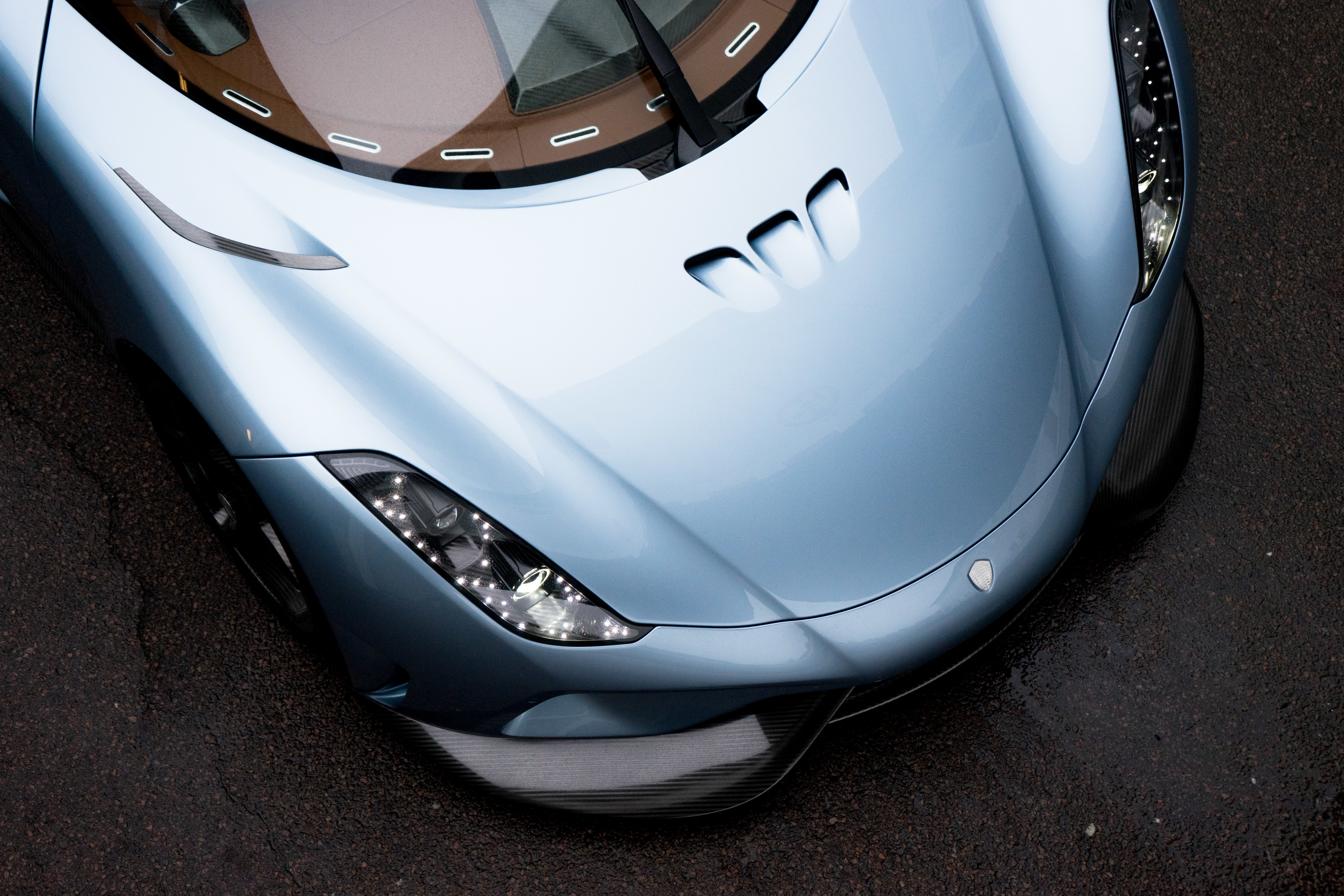 output power，1520 HP，1590 kg，5.0L V8 engine，vehicle，