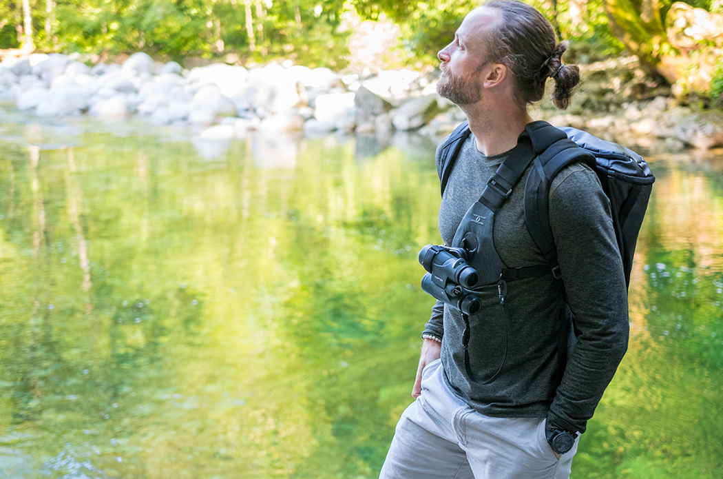 outdoors，SCREEN，Ergonomics，Shoulder strap，Portable，