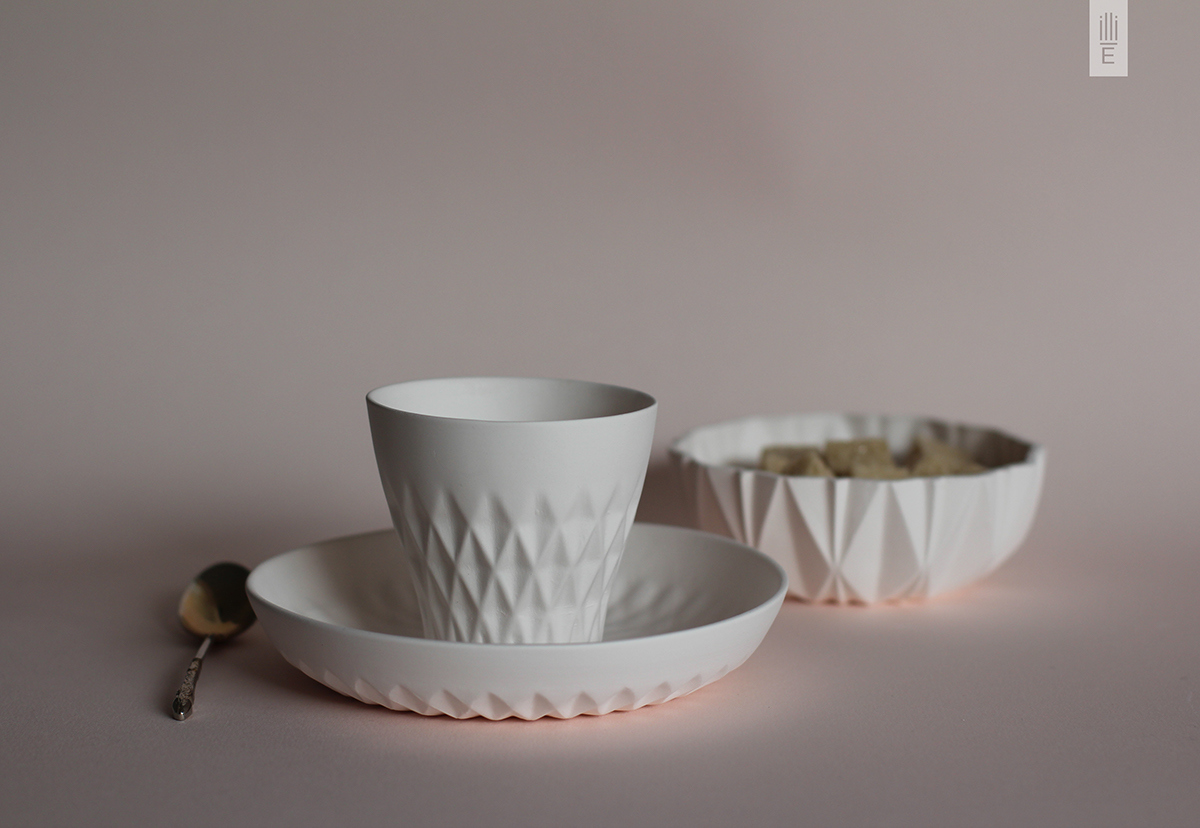 white，pretty，grace，neat，