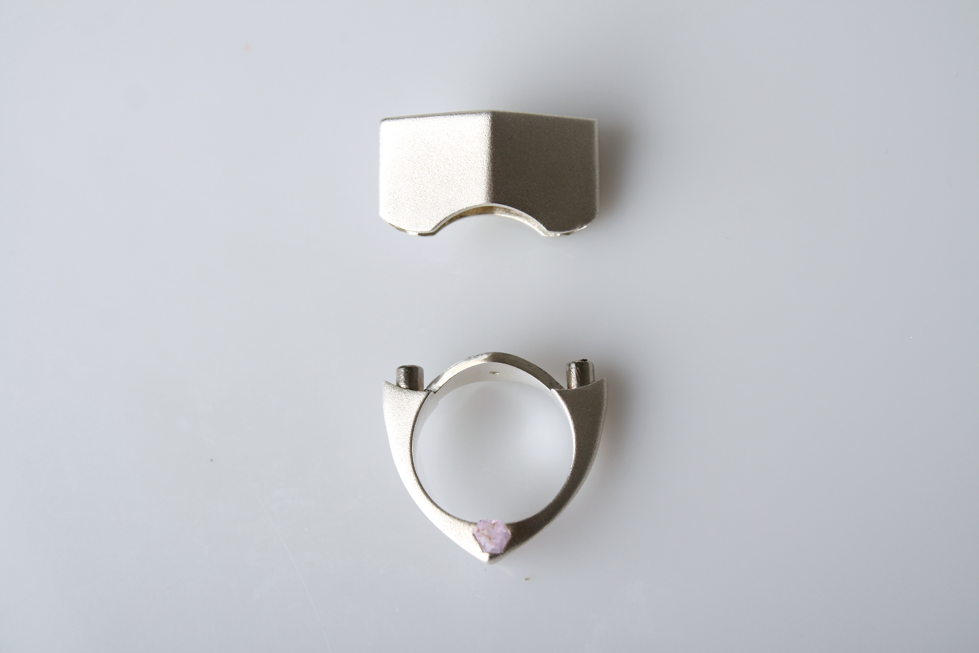 Metal，Jewelry design，Ring，