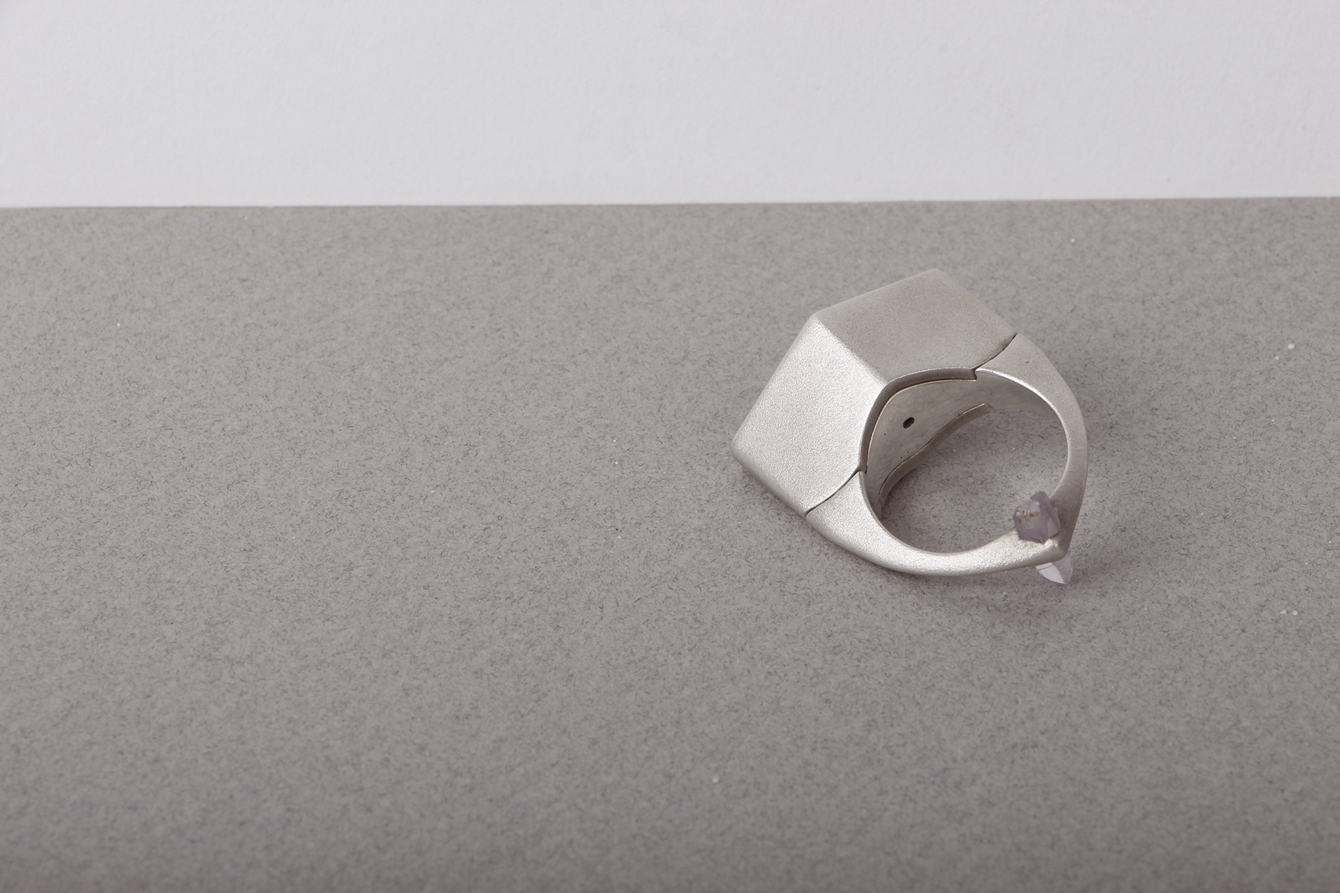 Metal，Jewelry design，Ring，