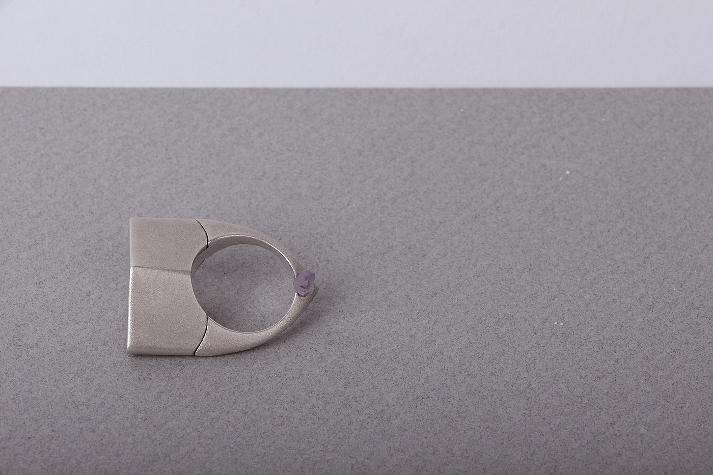 Metal，Jewelry design，Ring，