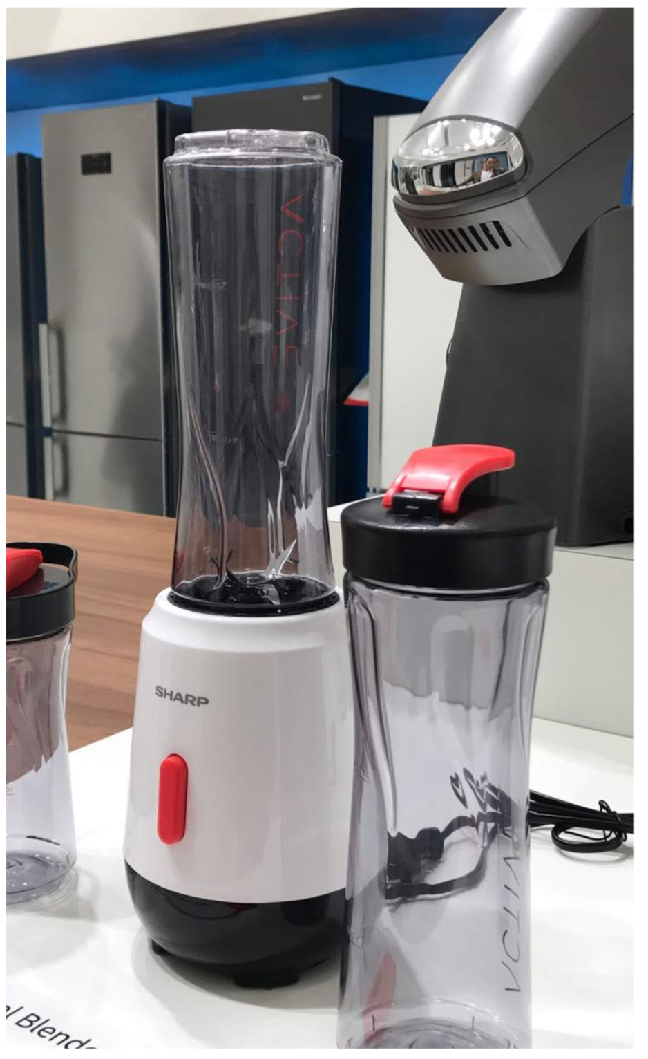 Roberto Manzari，kitchen，SHARP，SHARP，blender，cmf，glass，