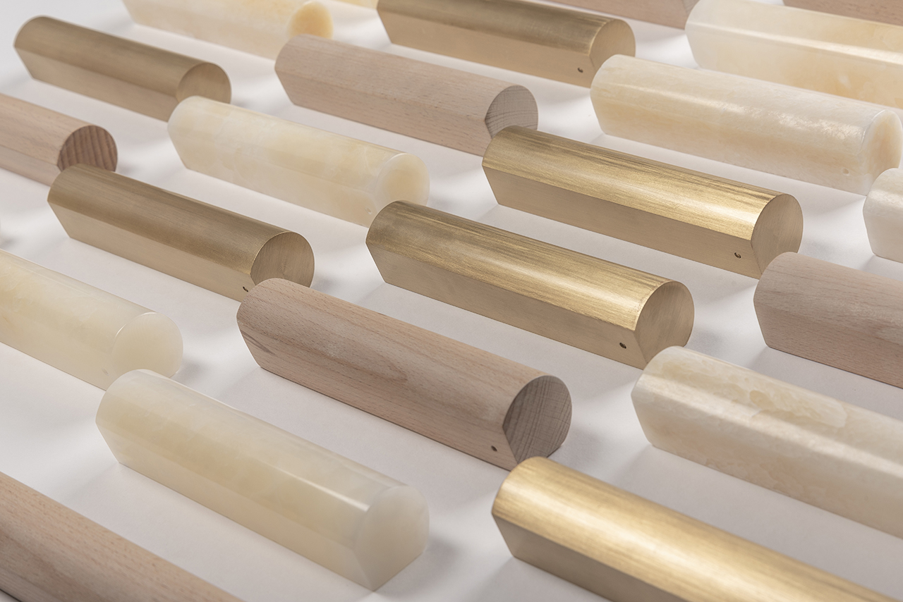 Paperweight，Side table，Bookcase，furniture，Peca，