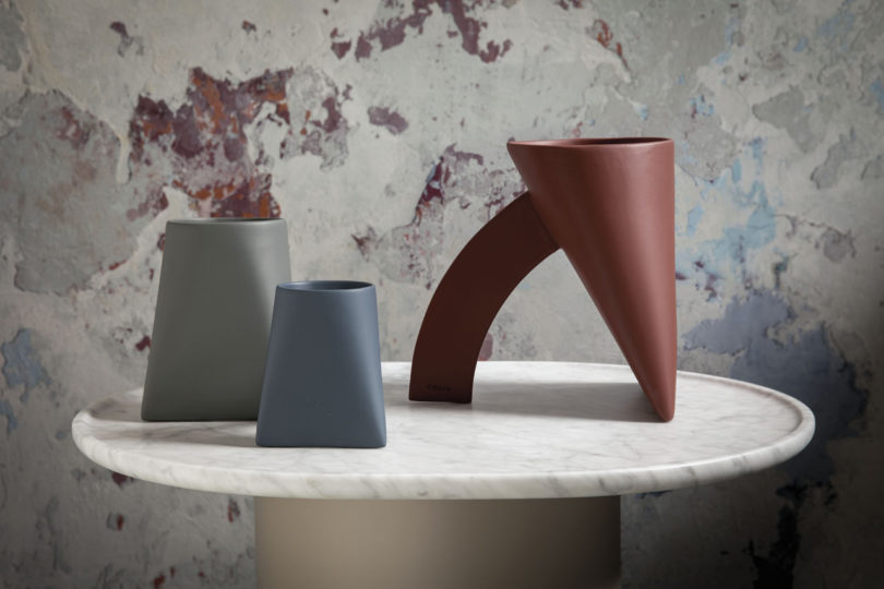 ceramics，vase，LAPIS，