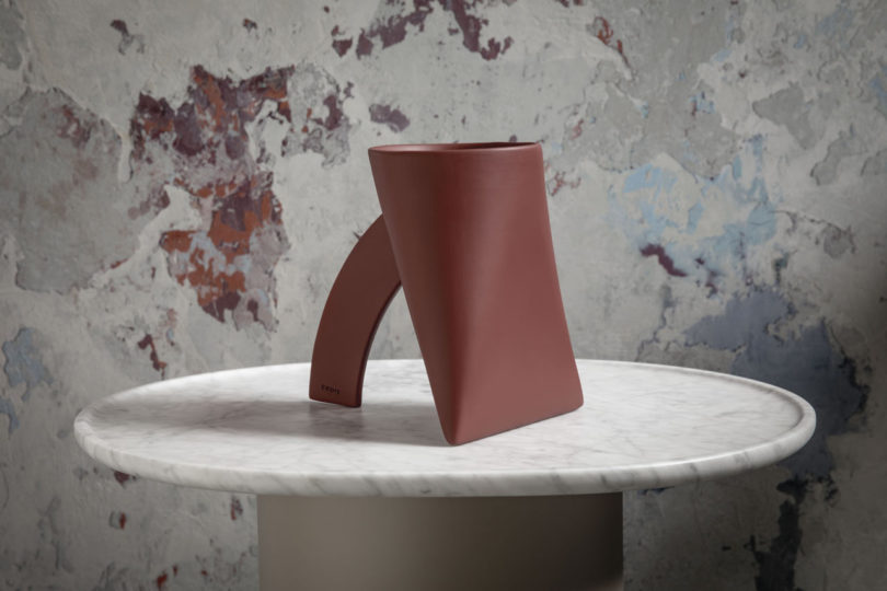 ceramics，vase，LAPIS，