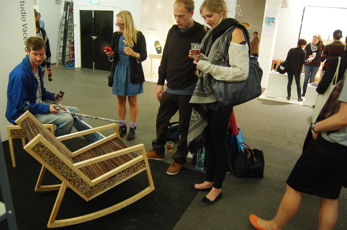 HALUZ，Rocking chair，line，branch，