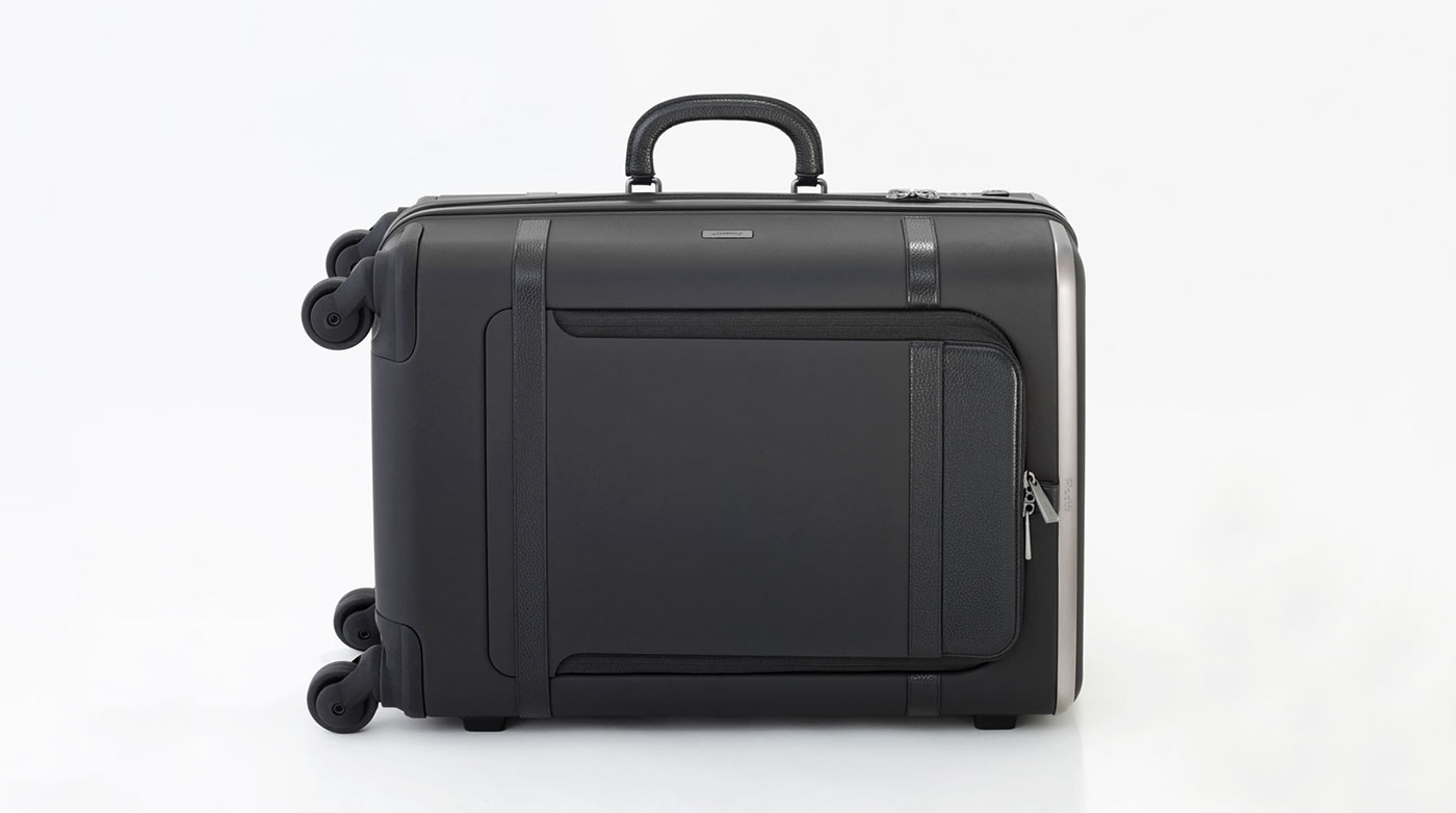 Andrea Ponti，trunk，suitcase，outdoors，Floatti，