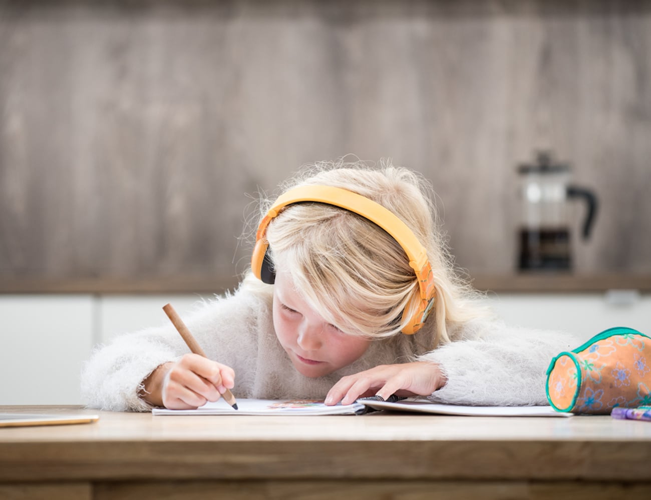 Close friend，headset，children，waterproof，