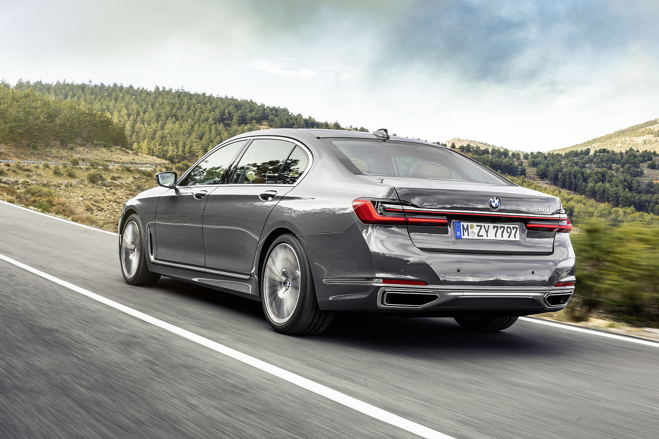 seven hundred and fifty，bmw，seven，bmw，