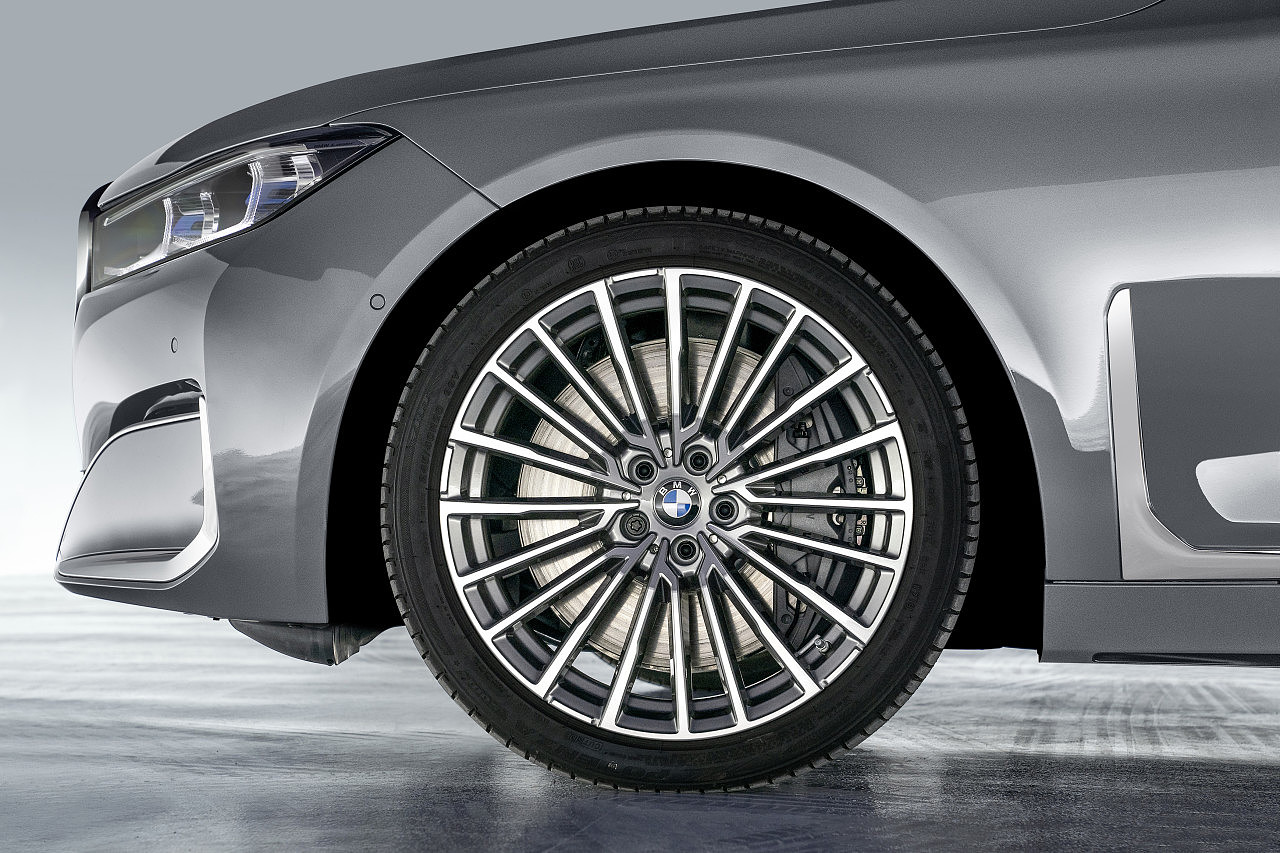 seven hundred and fifty，bmw，seven，bmw，