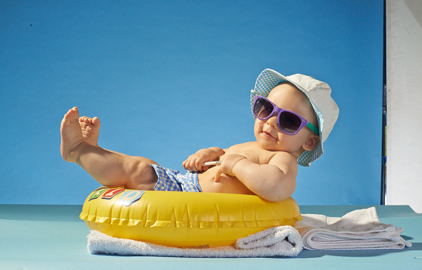 advertisement，Photography，propaganda，Evian，Evian，mineral water，