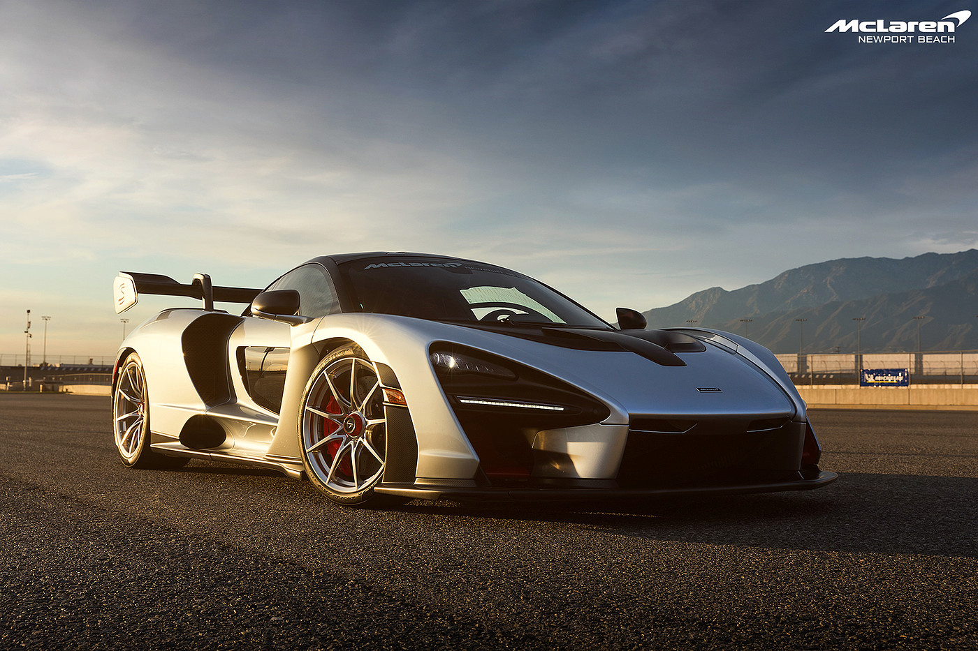 Sports car，McLaren Senna.，"Liquid Silver"，