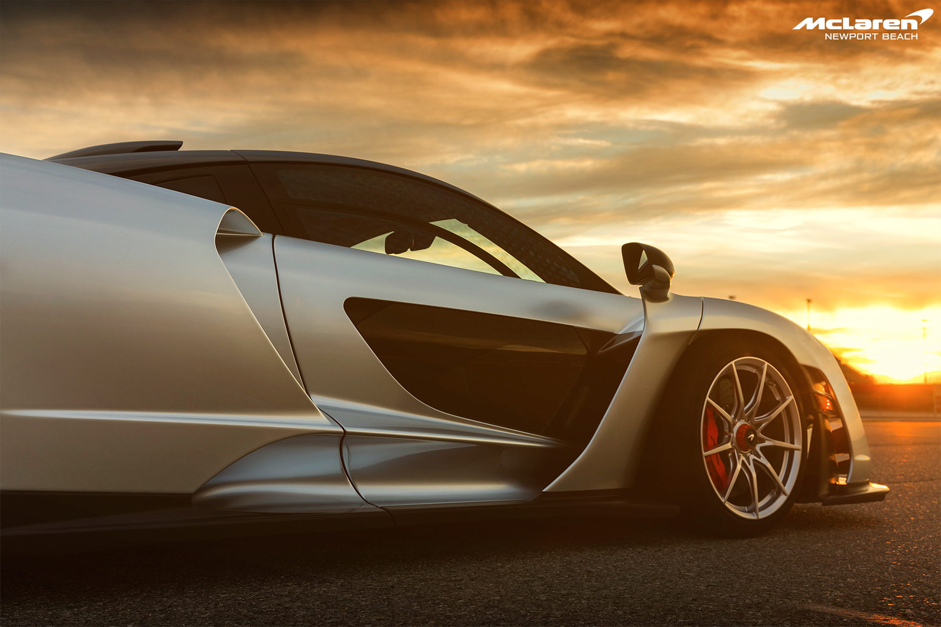 Sports car，McLaren Senna.，"Liquid Silver"，