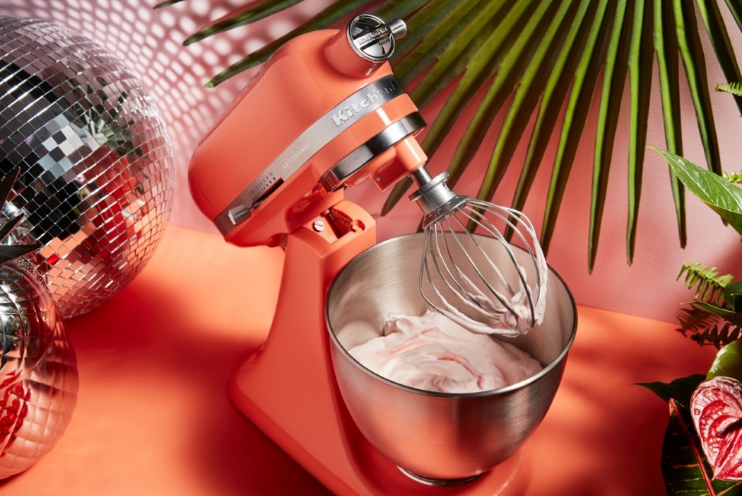 cmf，Pantone，two thousand and nineteen，