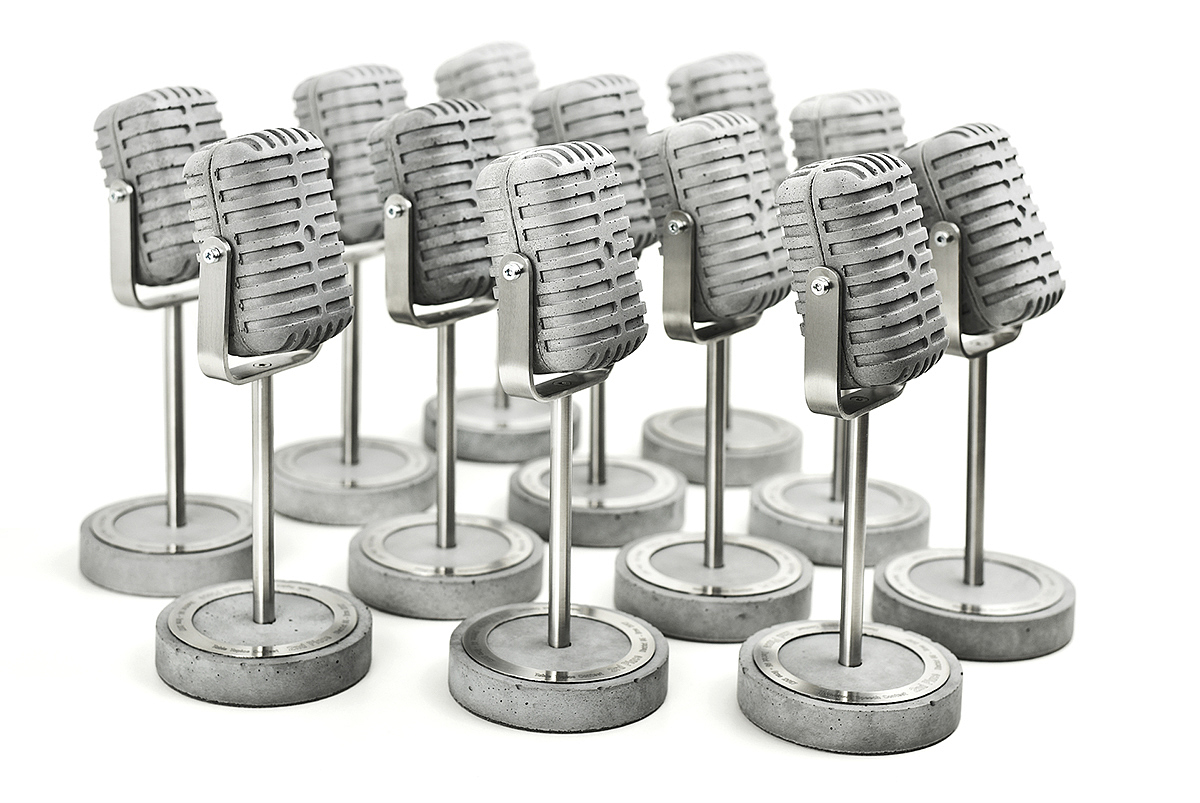 originality，concrete，a steel bar，Microphone，