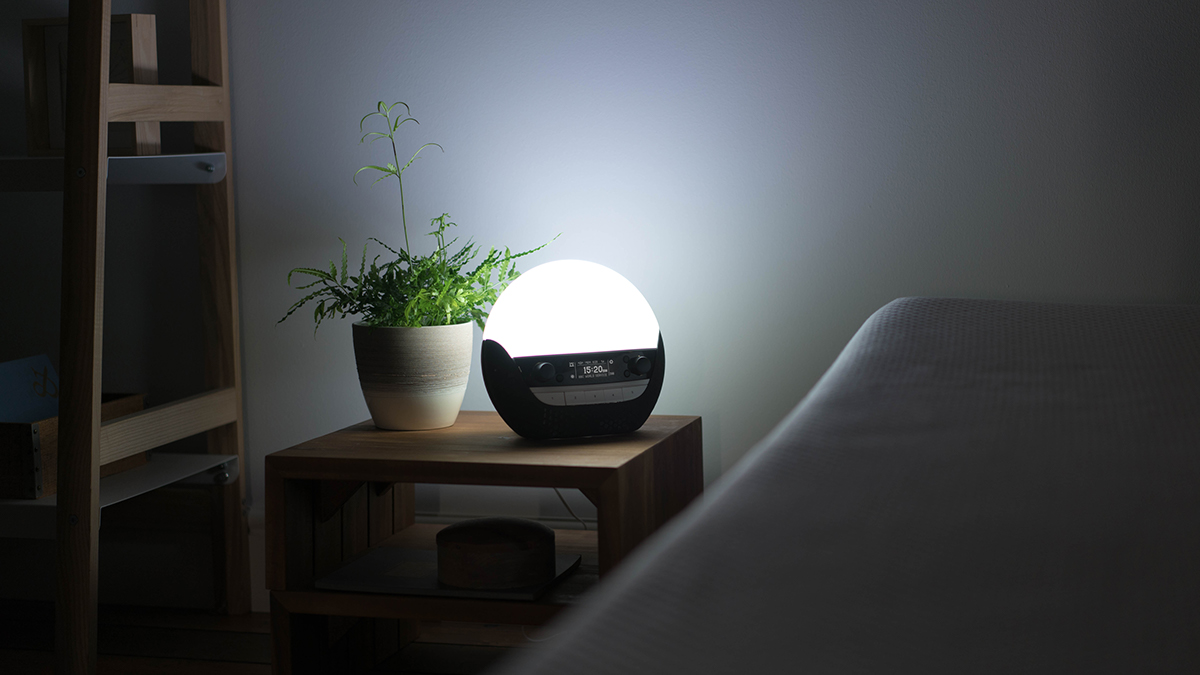 Bodyclock LUXE，loudspeaker box，Bedside lamp，Digital，