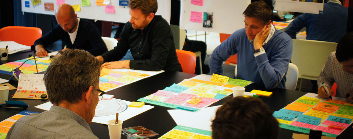 industrial design，Office products，Translation desk，