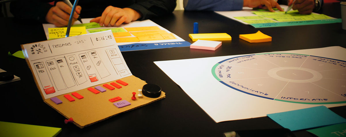 industrial design，Office products，Translation desk，