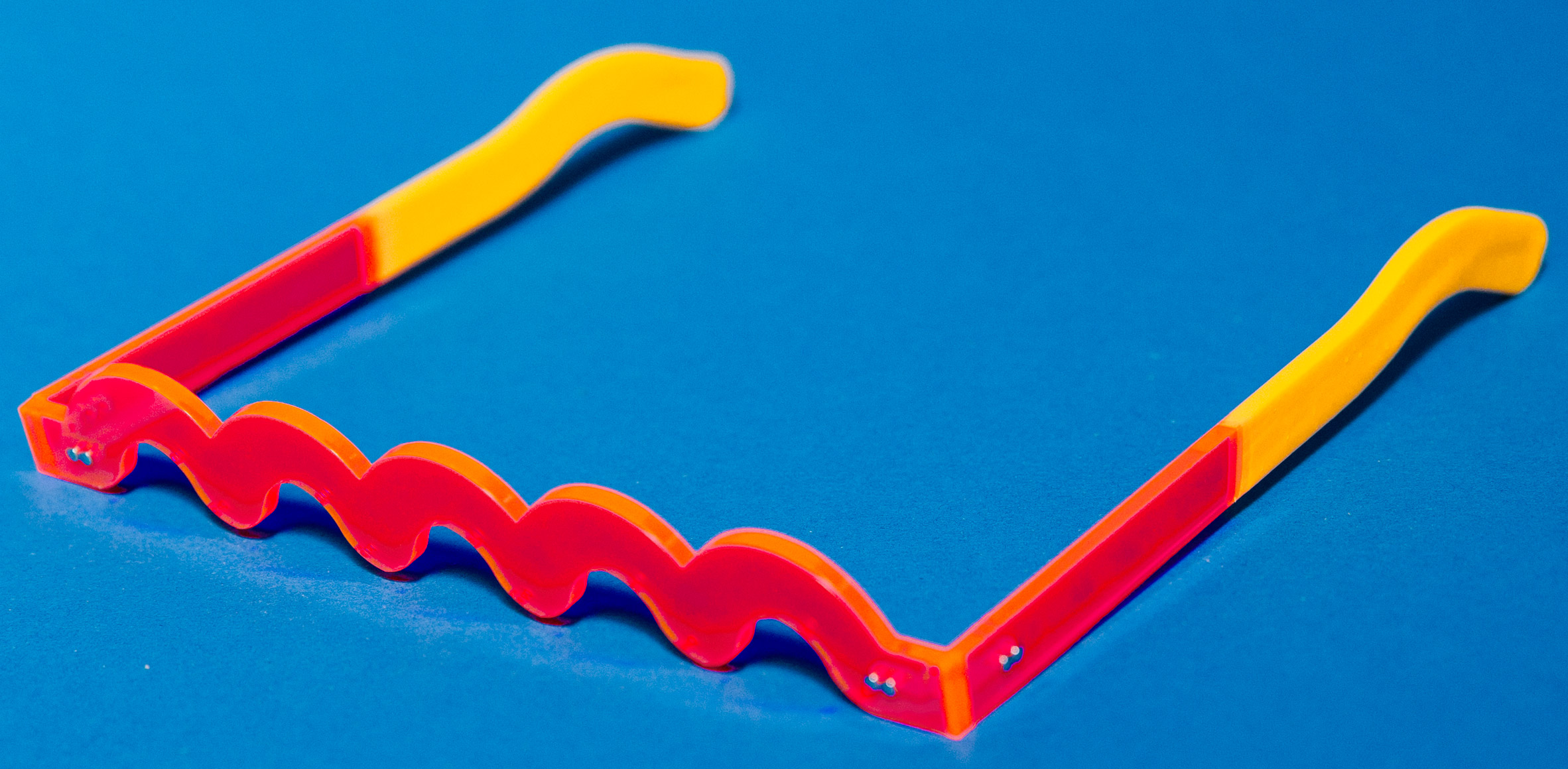 Squiggle，gules，Accessories，glasses，