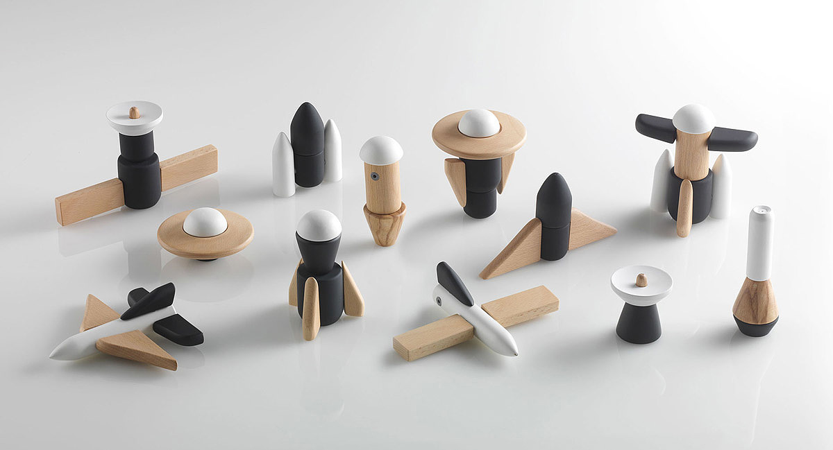Toys，