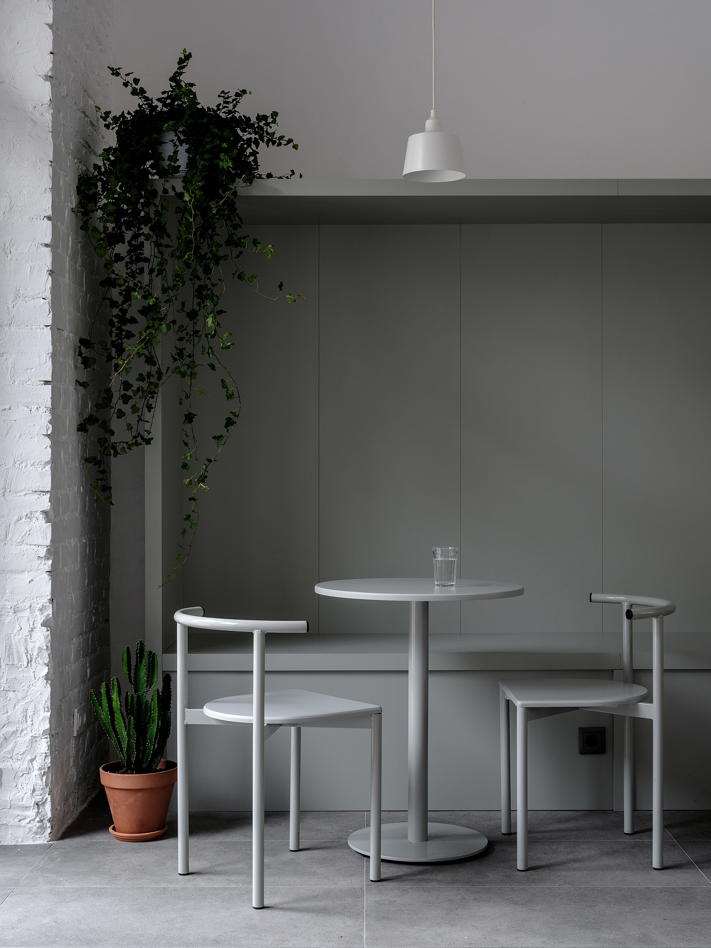 coffee shop，renovation，white，Ascending，