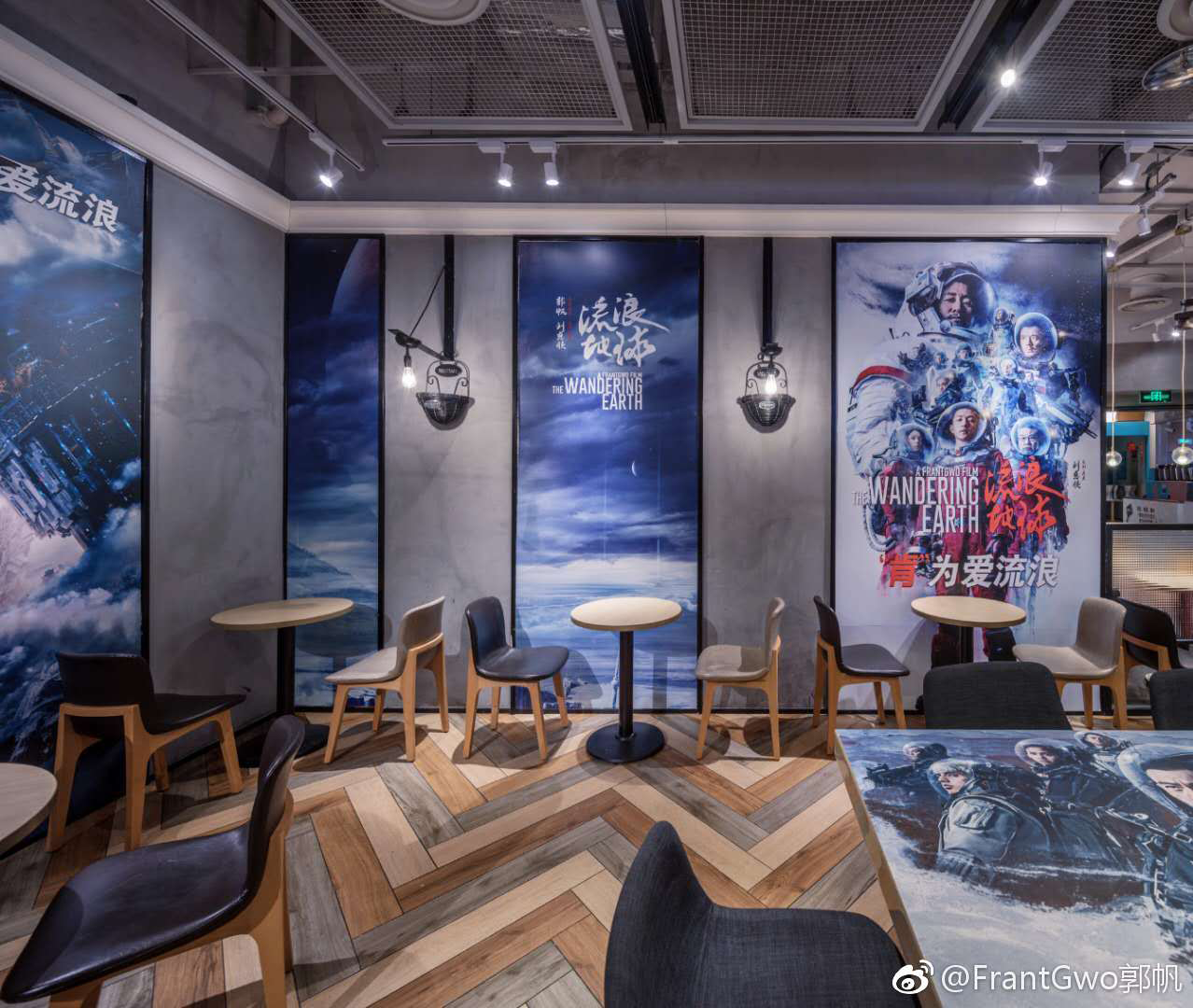 Hand drawn，vehicle，Automobile design，science fiction，Wandering the earth，Original painting，originality，