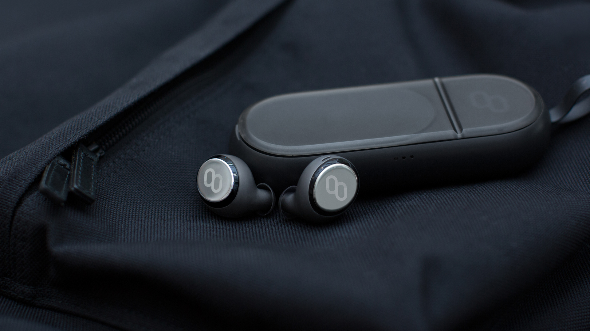 Speech translation，Wireless headset，CLIK，