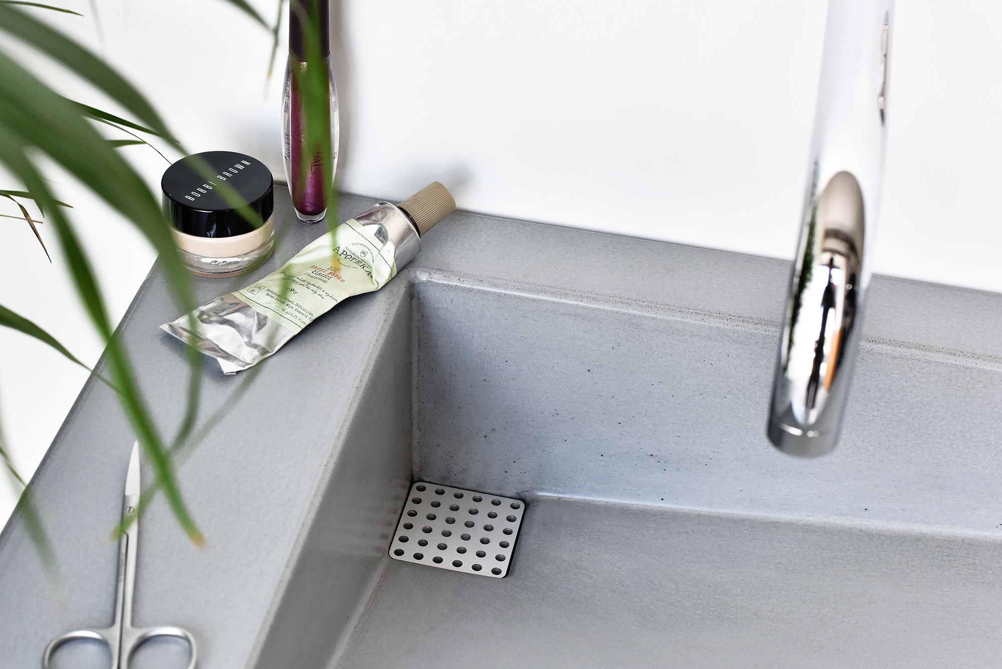 Slant，Wash basin，line，