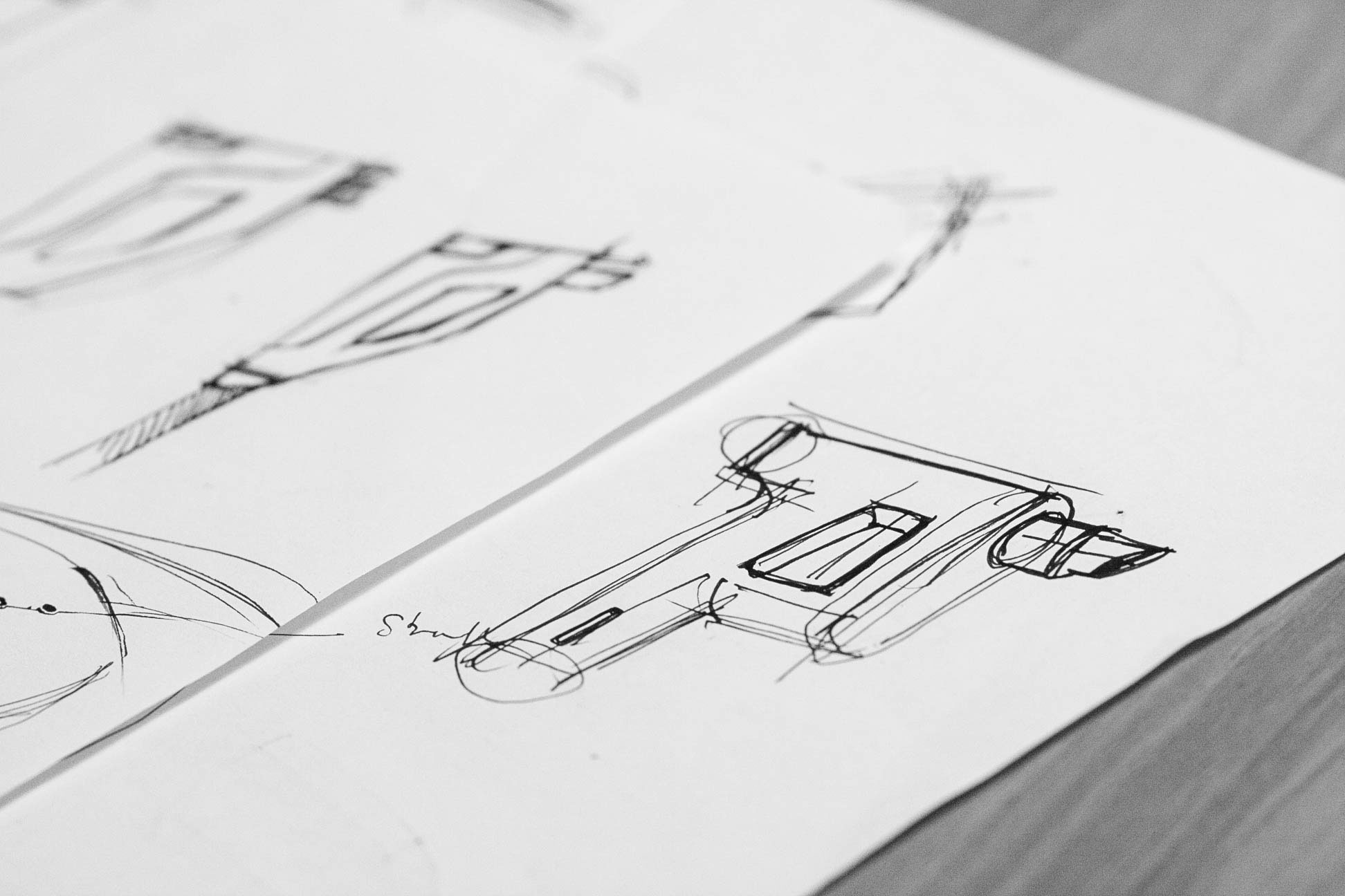 Electric vehicle，Charging pile，Red Bull，