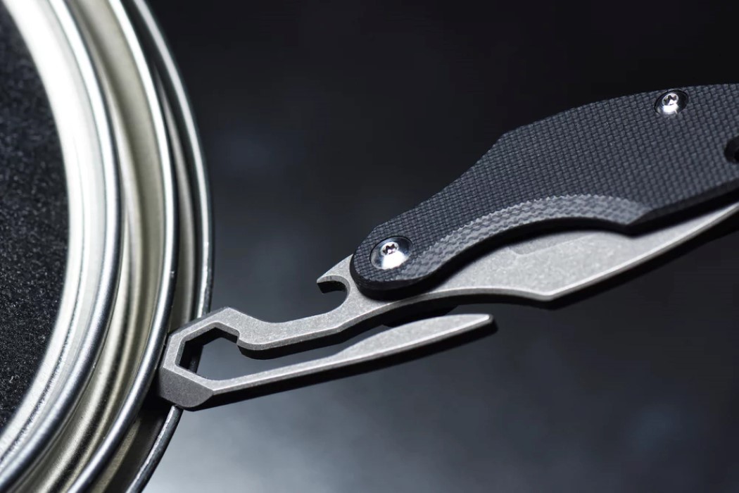 knife，bolt driver，Bottle opener，Combined tool，