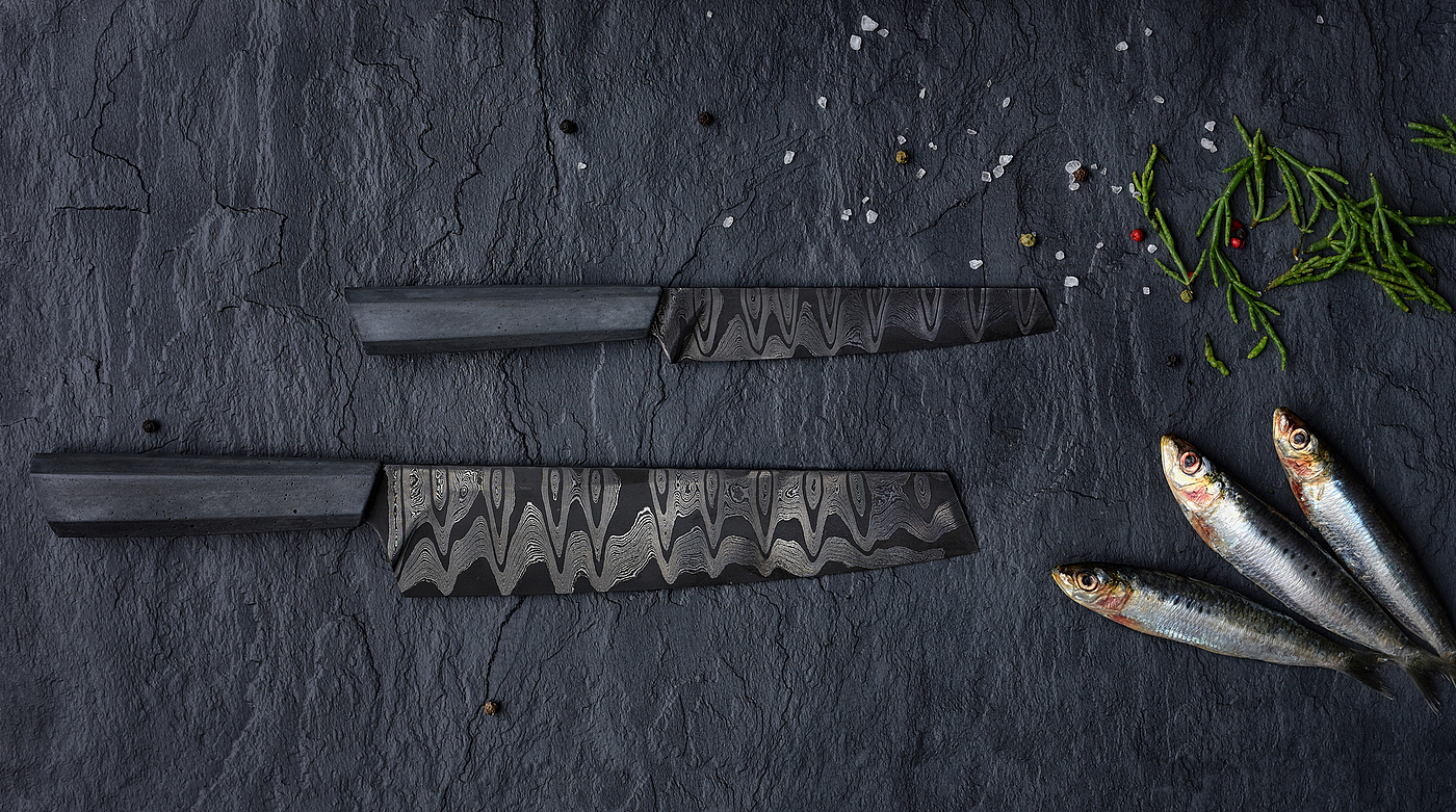 knife，Damascus blade，concrete，