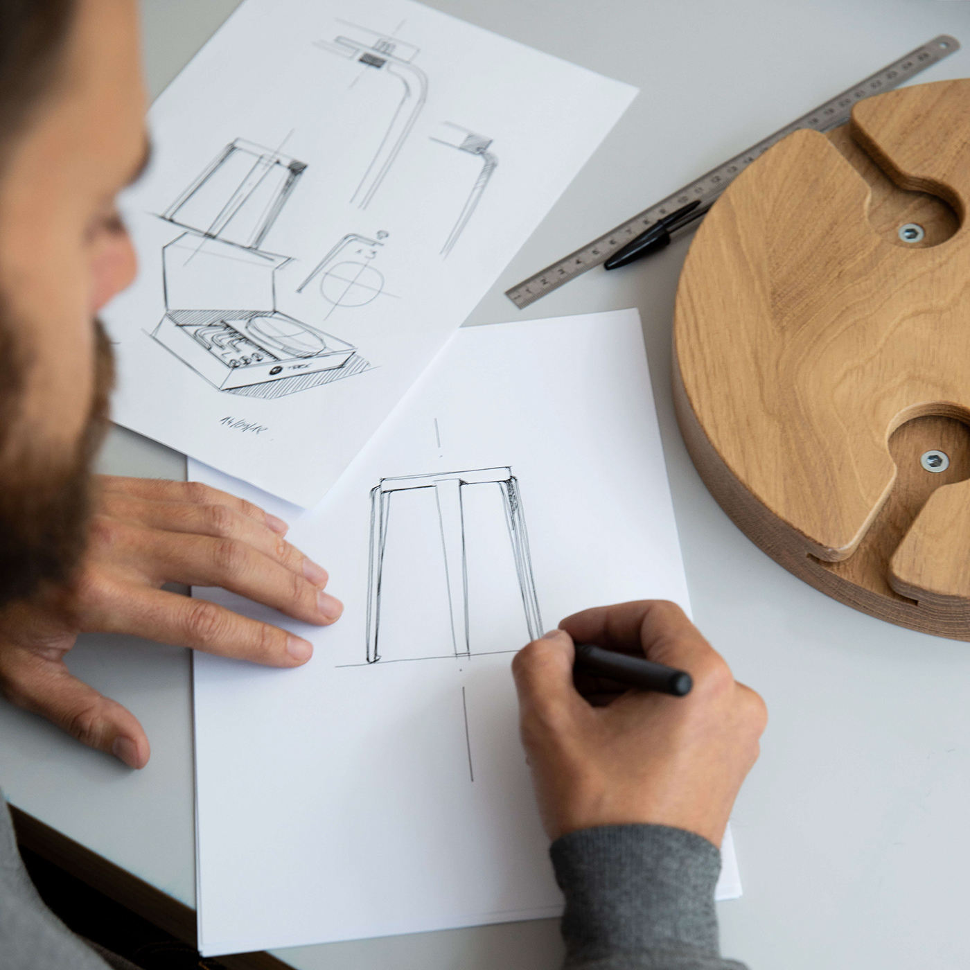 gregory cibert，chair，chair，