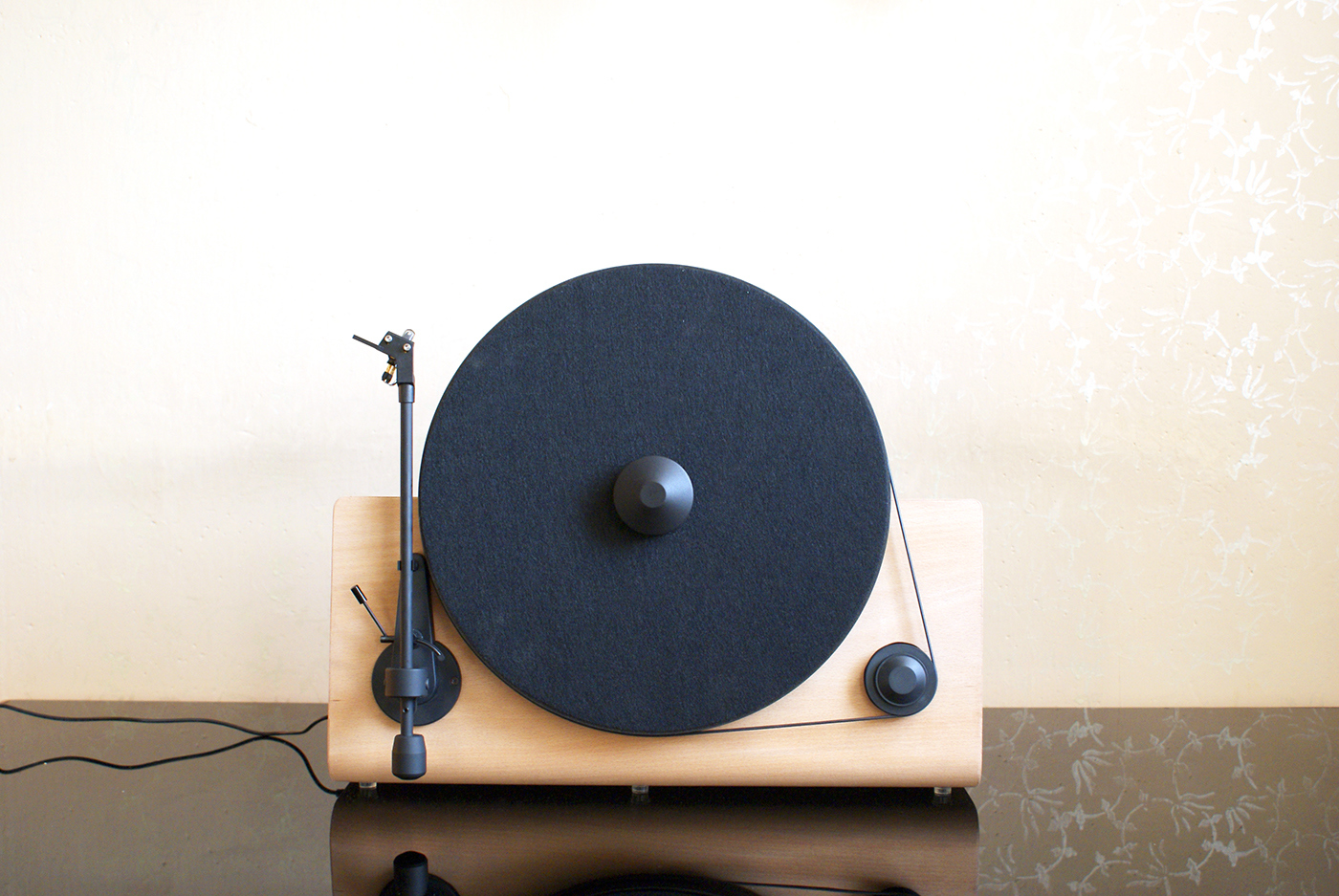 industrial design，product design，Black glue，Retro，