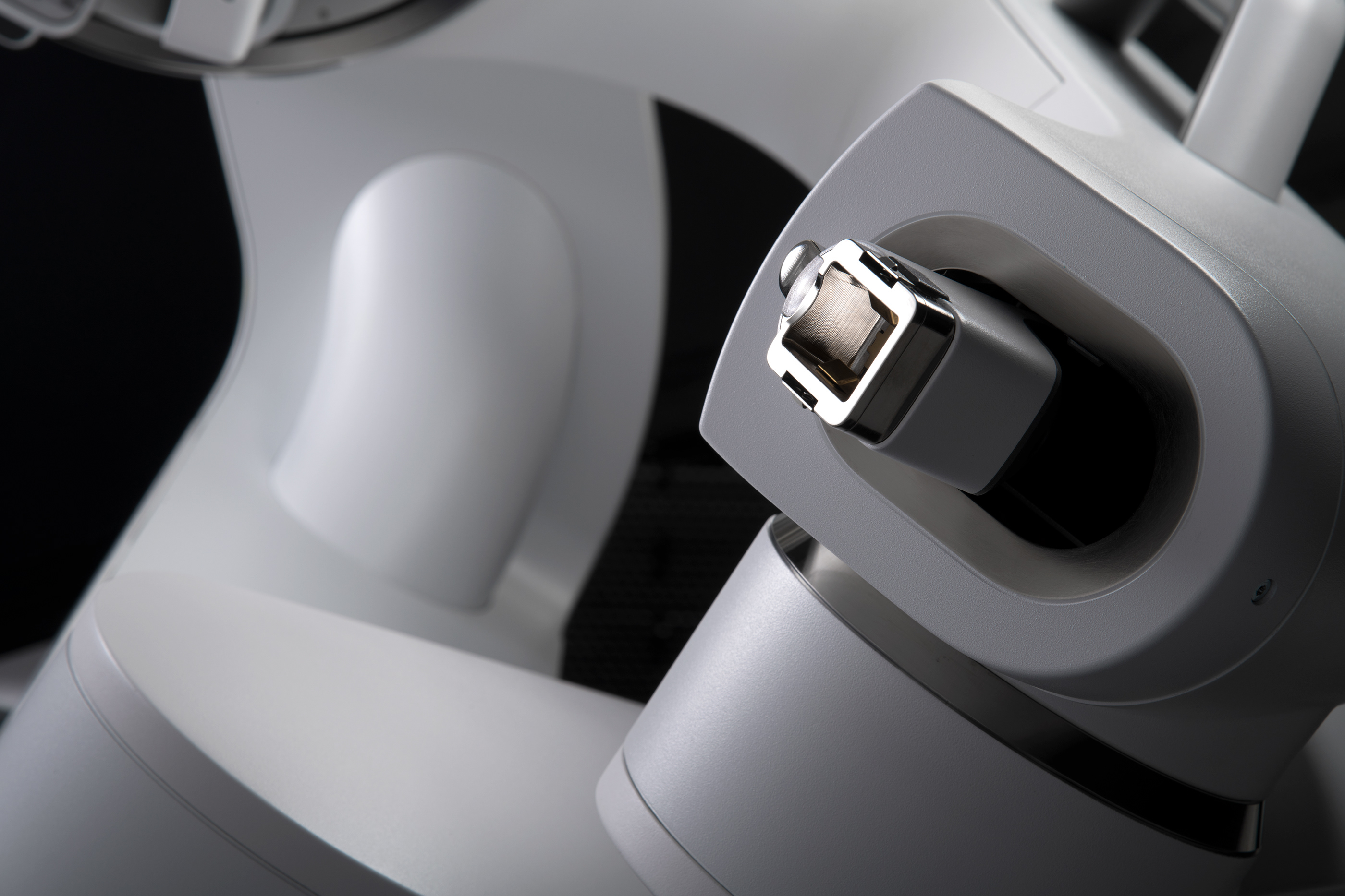 robot，Minimally invasive surgery，Vinci，