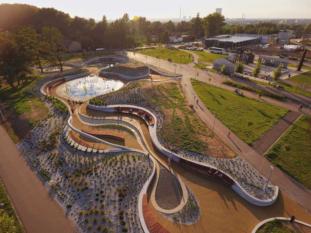 Landscape design，children，Playground，Play with water，Childlike interest，curve，rainbow，