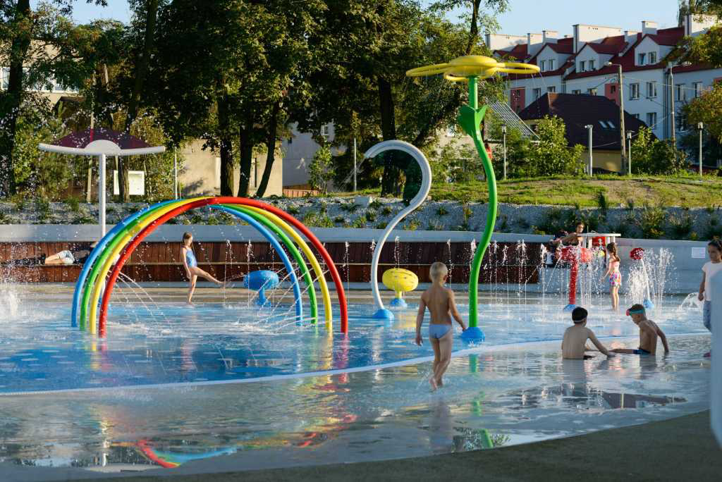 Landscape design，children，Playground，Play with water，Childlike interest，curve，rainbow，