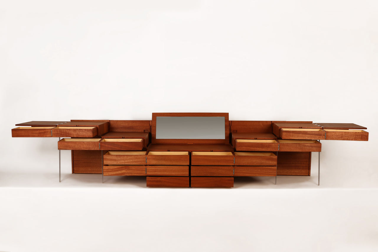 Bookcase，woodiness，furniture design ，