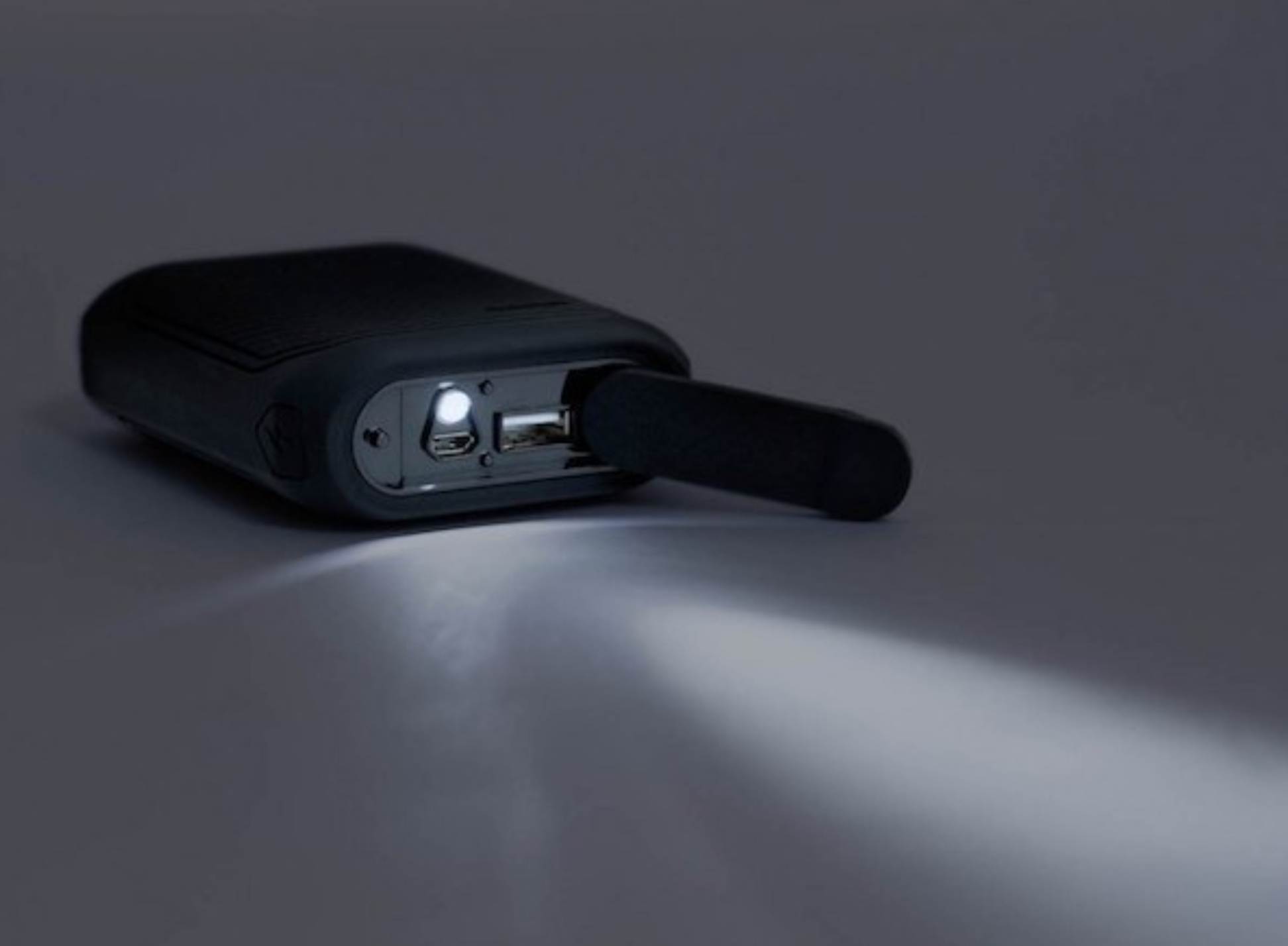 portable battery，Griffin Technology，waterproof，